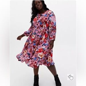 Torrid size 00x 10 M/L Blush Pink Floral Georgette Midi Dress